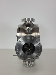 Thumbnail image of Vacuum Generators Ltd HPLT050 5-axis UHV micro-manipulator 