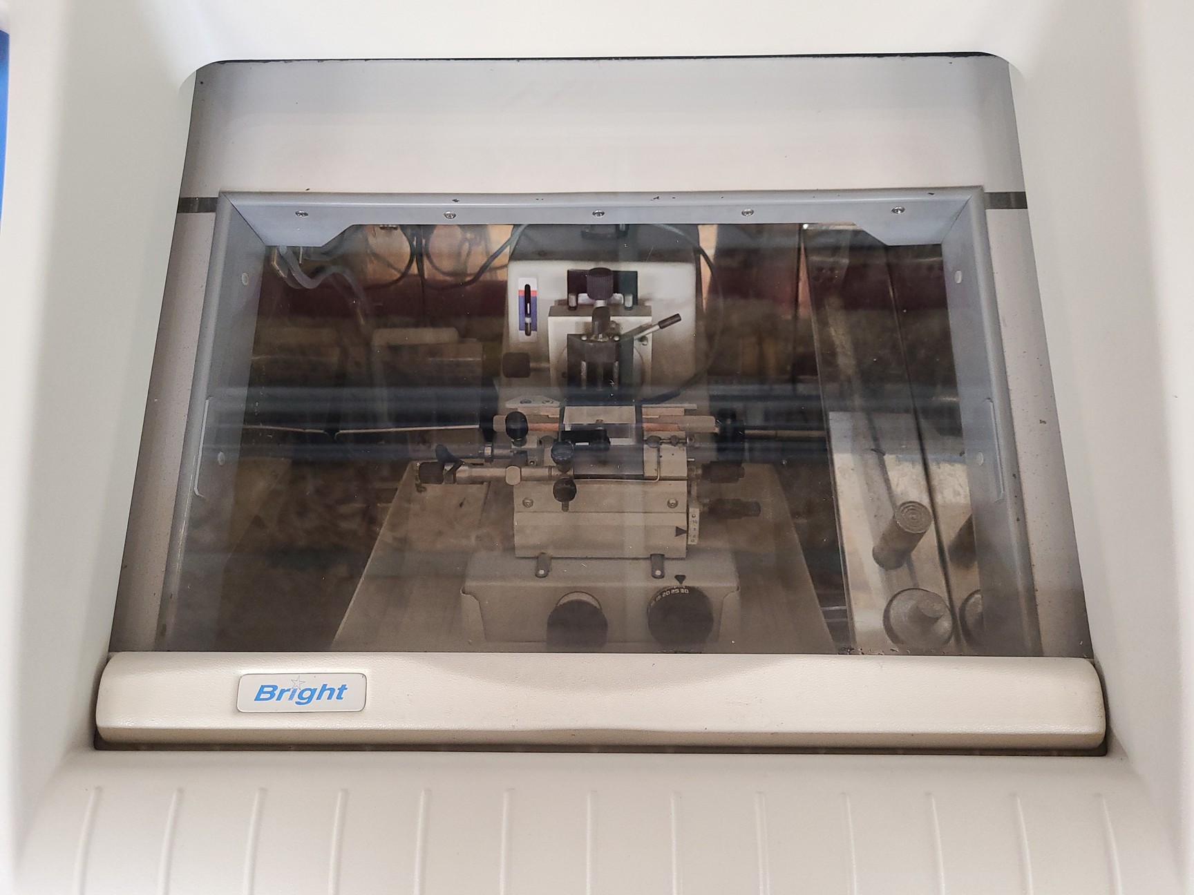 Image of Bright Instruments Cryostat Microtome OTF5000 Lab