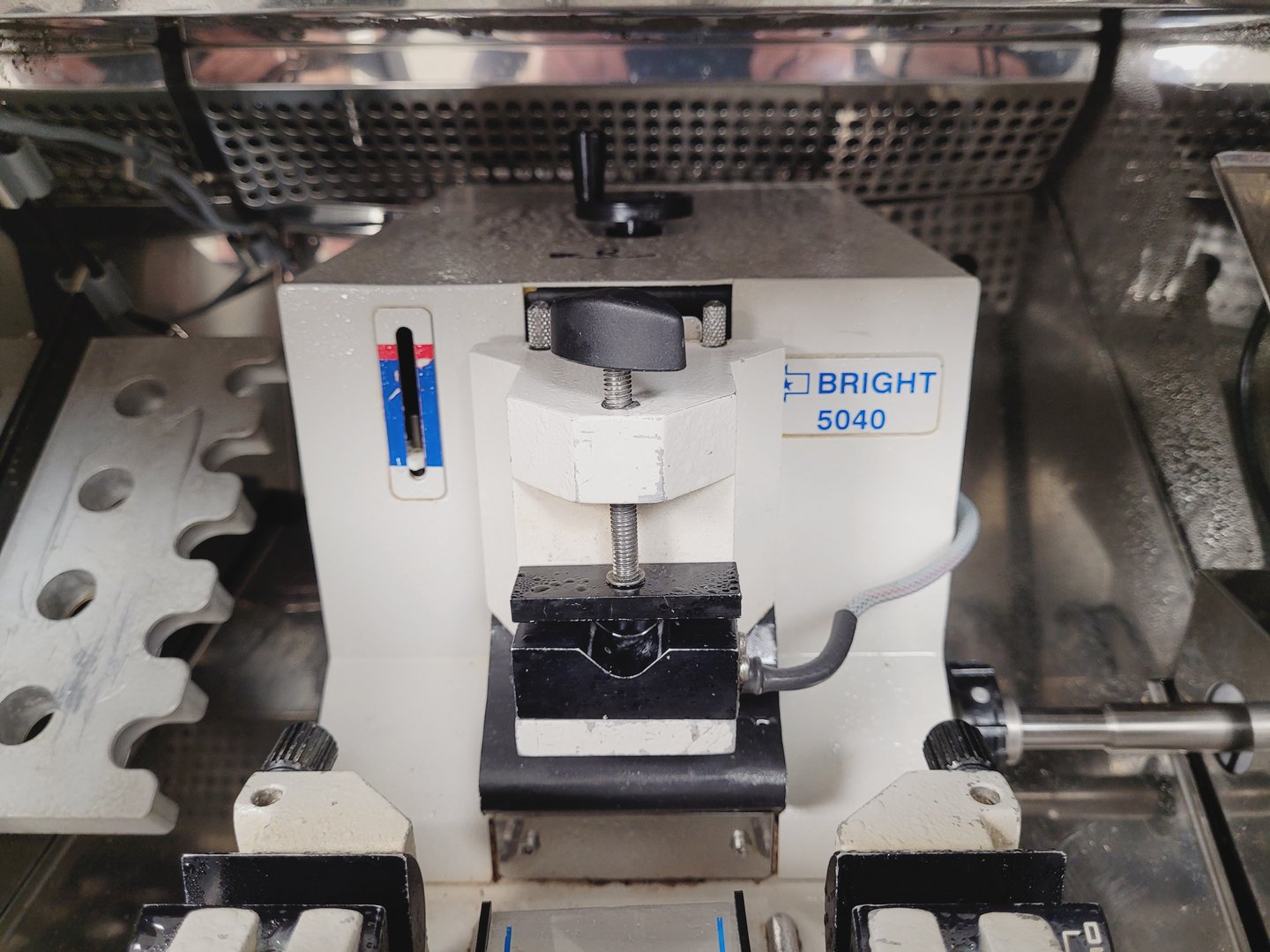 Image of Bright Model OTF - OTF/ASD Cryostat Lab