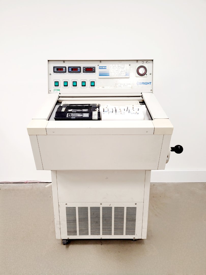 Image of Bright Model OTF - OTF/ASD Cryostat Lab