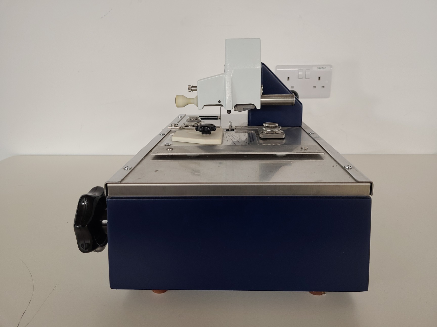 Image of RMC Products PowerTome PC Ultramicrotome + LKB 7800 KnifemakerLab
