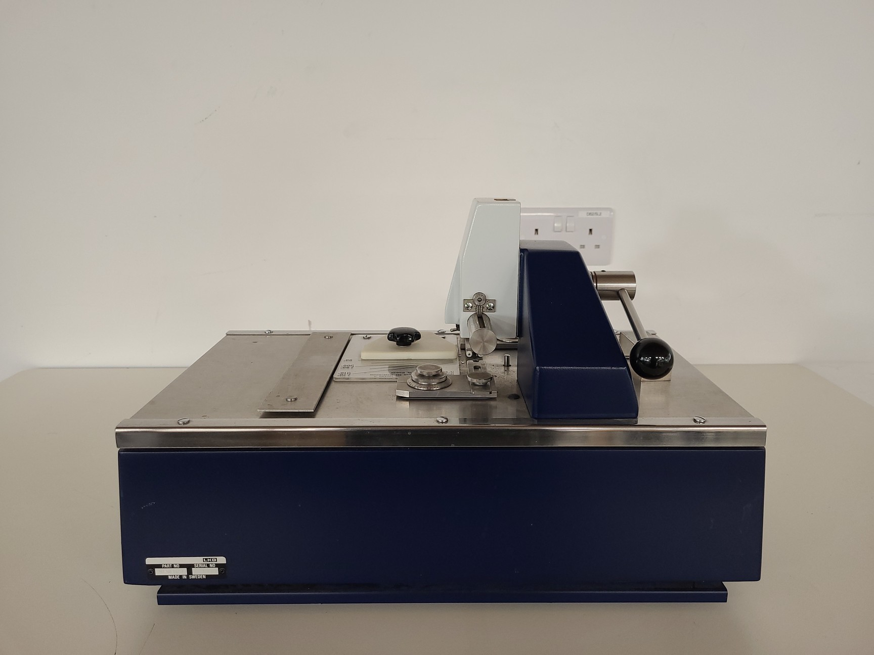Image of RMC Products PowerTome PC Ultramicrotome + LKB 7800 KnifemakerLab