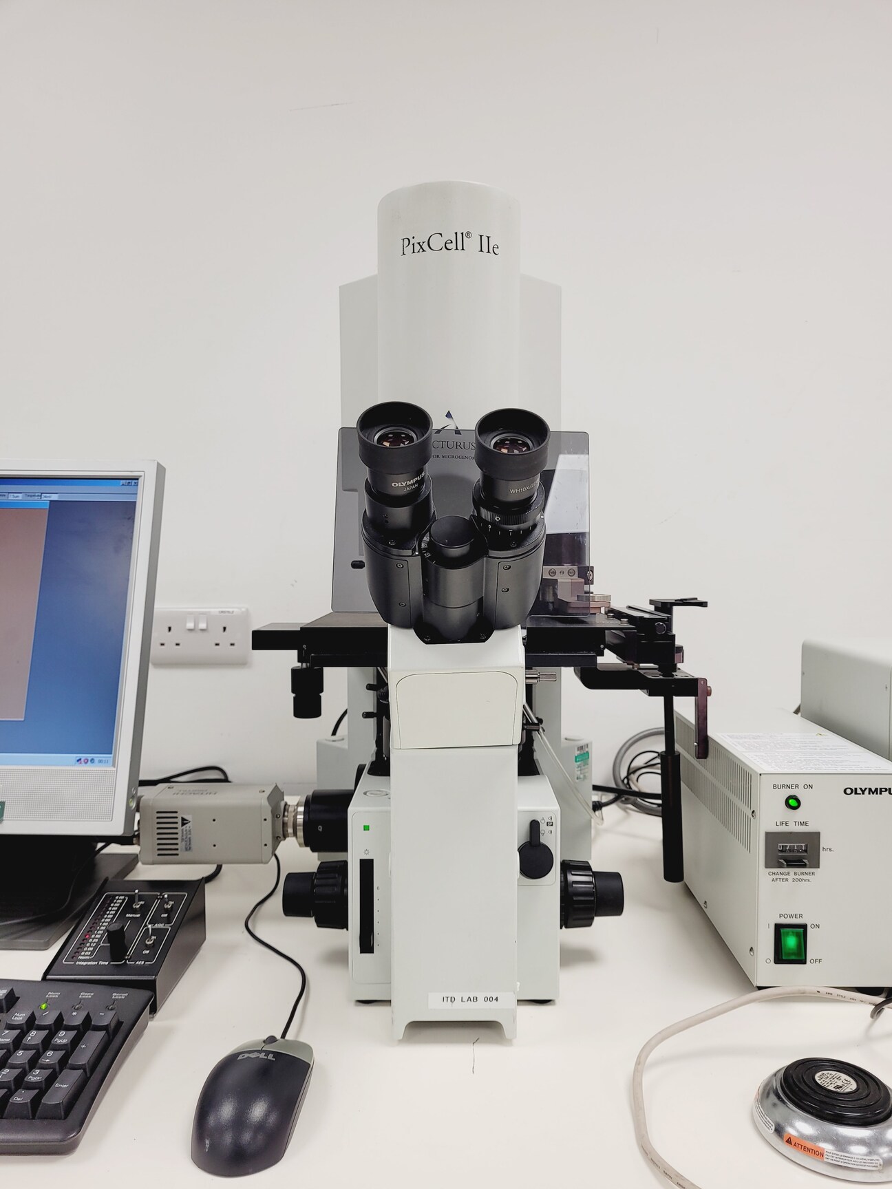 Image of Olympus IX50/Arcturus LCM2106 PixCell 2E Microdissection Microscope System