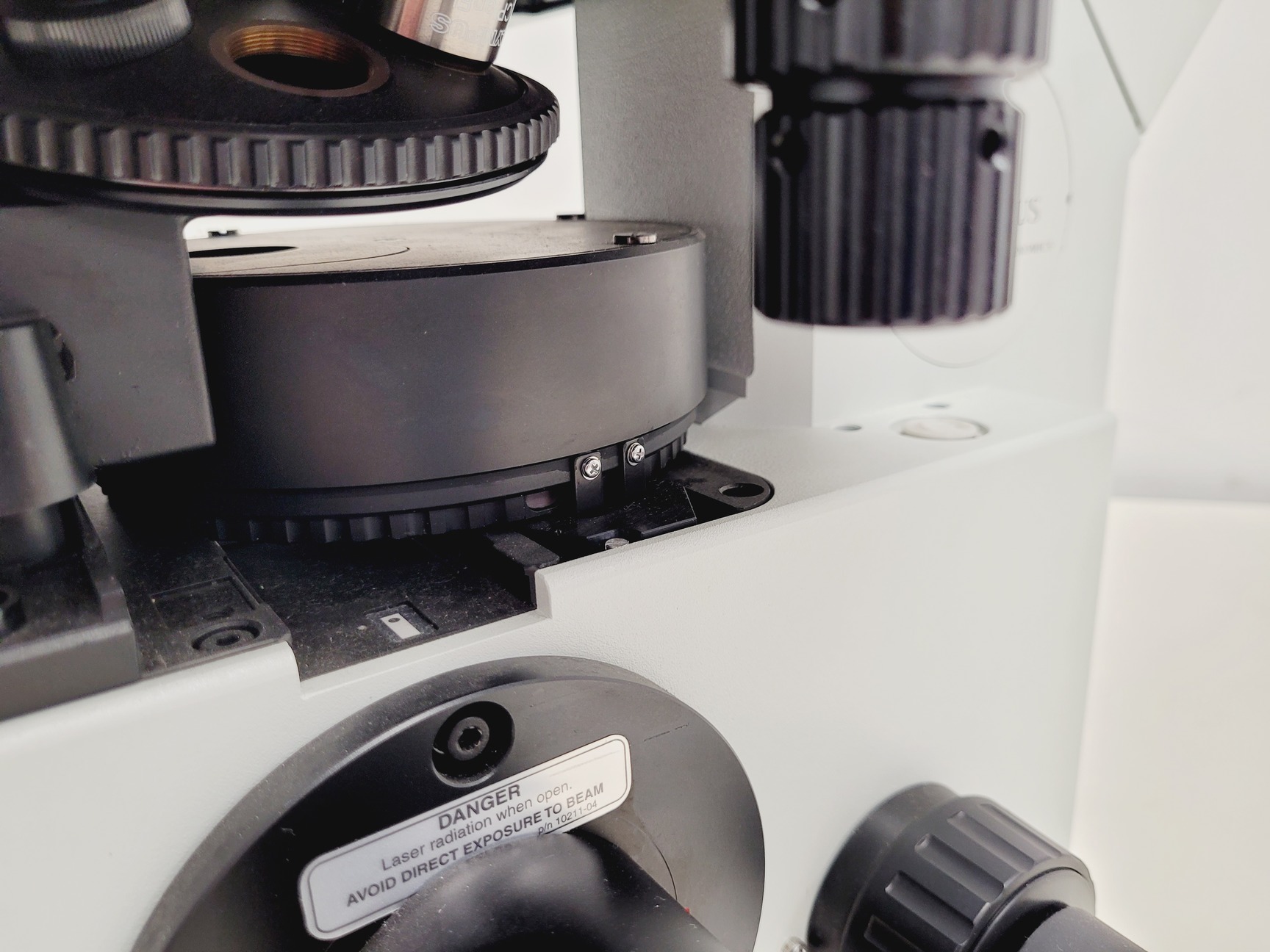 Image of Olympus IX50/Arcturus LCM2106 PixCell 2E Microdissection Microscope System