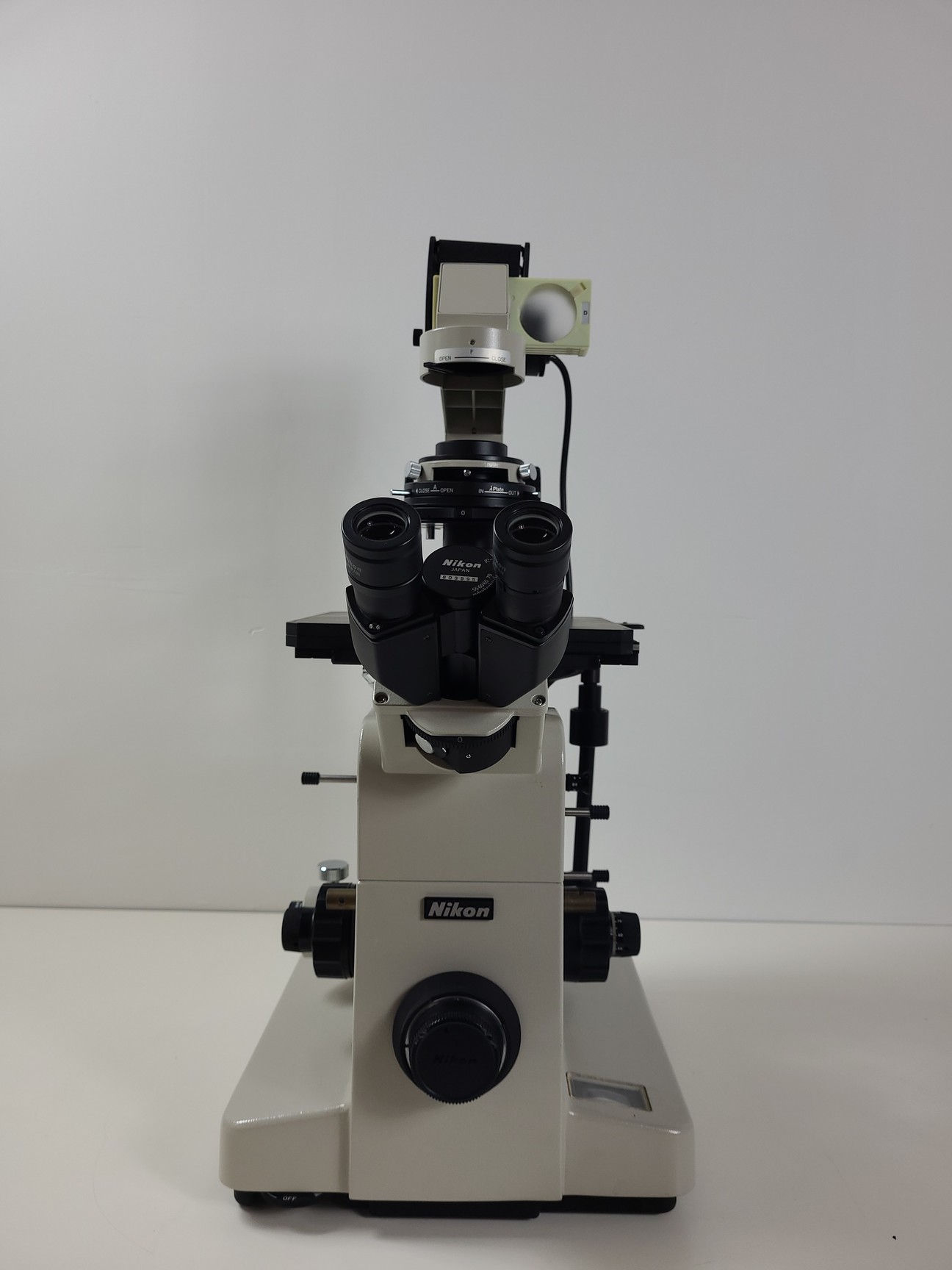 Image of Nikon Diaphot Microscope System with 3 x Objectives Lab Spares/Repairs