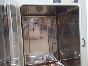 Thumbnail image of Sanyo Co2 Laboratory Incubator Model MCO-19AIC (UV) Lab