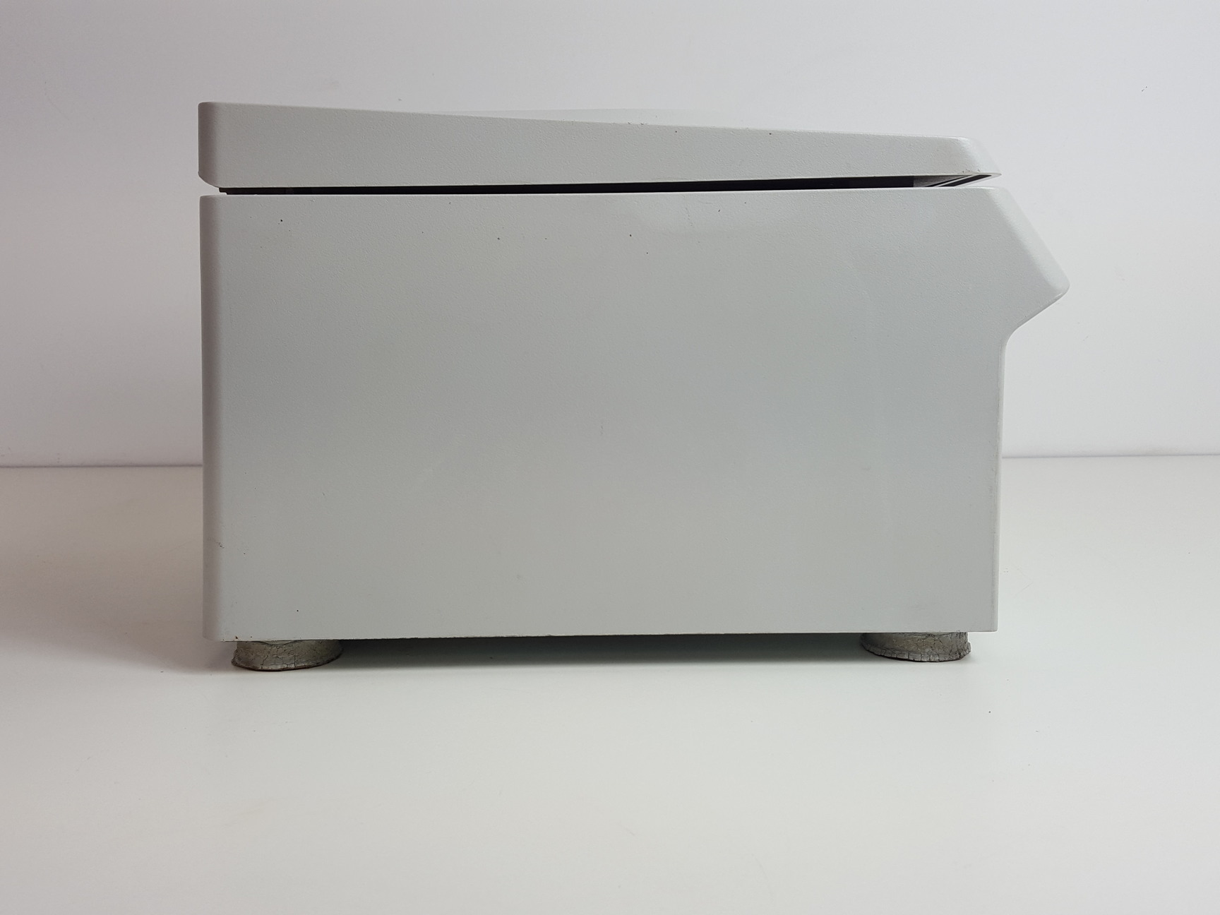 Image of Eppendorf Benchtop Laboratory Centrifuge Model 5417C with 14000rpm Rotor Lab