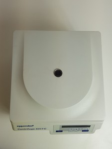 Thumbnail image of Eppendorf Benchtop Laboratory Centrifuge Model 5417C with 14000rpm Rotor Lab