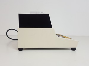 Thumbnail image of Harvard Apparatus Model 22 Syringe Infusion Pump 55-2222 Lab