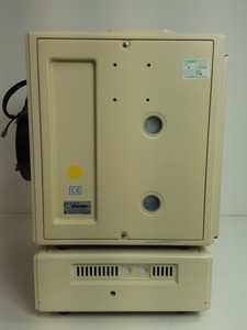 Thumbnail image of Shimadzu Gas Chromatograph GC-8A PF Lab Spares / Repairs