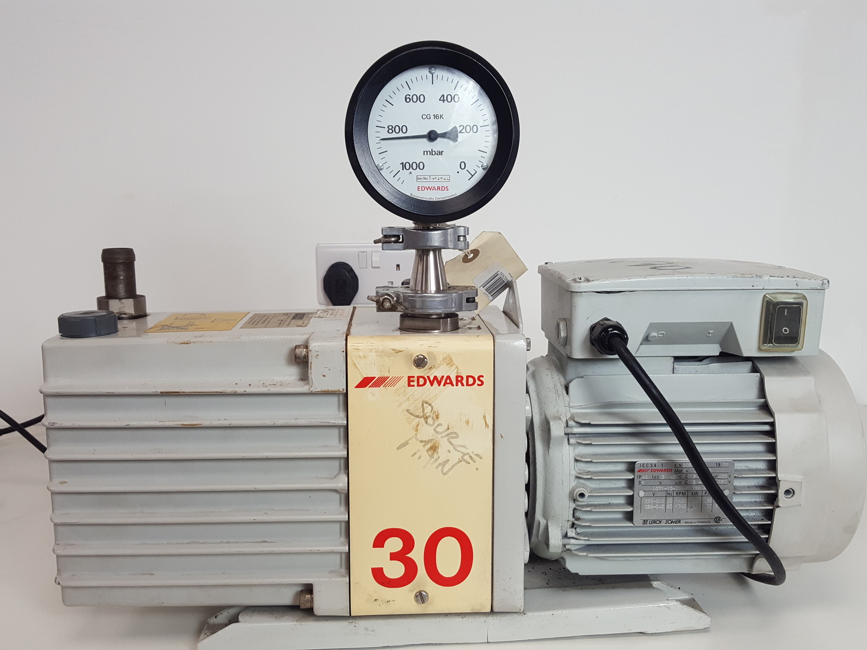 Image of Edwards 30 E2M30 Rotary Vane Dual Stage Vacuum Pump Lab - Spares / Repairs