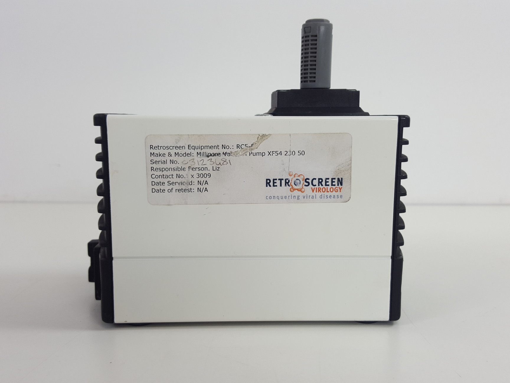 Image of MIillipore Vacuum Pump XF54 230 50  Type - PJ13543-86 Lab