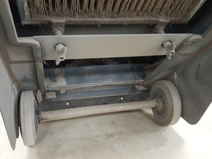 Thumbnail image of Ice Sweep 50 B Sweeping Machine PN - 108102 Industrial Commercial Floor Cleaner