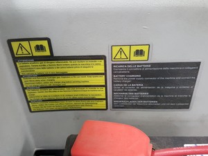 Thumbnail image of Ice Sweep 50 B Sweeping Machine PN - 108102 Industrial Commercial Floor Cleaner