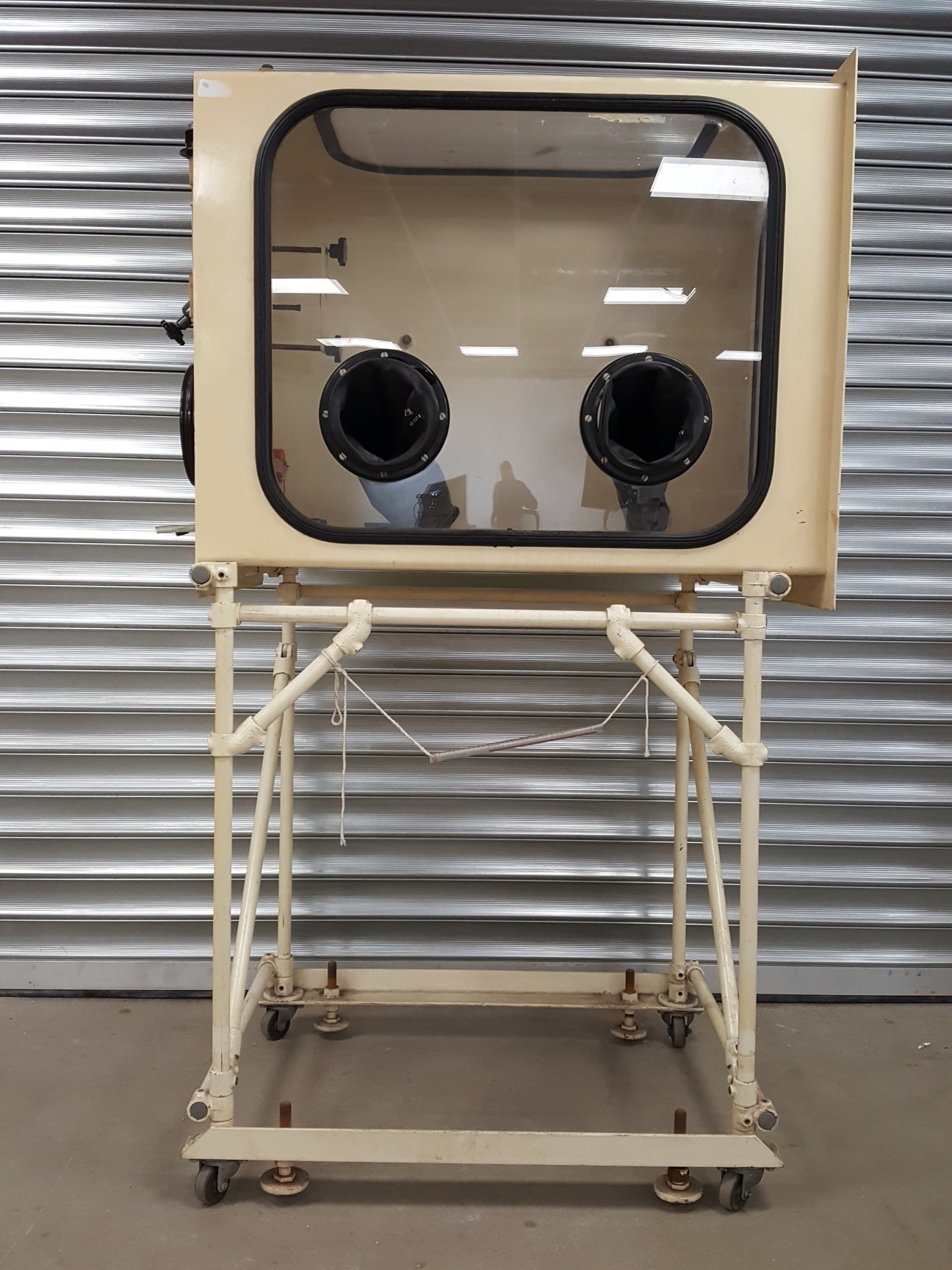 Image of Lintott Engineering Ltd Laboratory Glove Box Lab