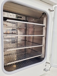 Thumbnail image of Nuaire DHD Autoflow CO2 Air-Jacketed Incubator Model - NU-5510E Series 4 Lab