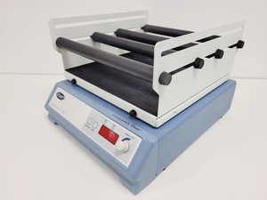 Thumbnail image of Stuart Orbital Shaker Model SSL1 with 4 x Retaining Bars Lab