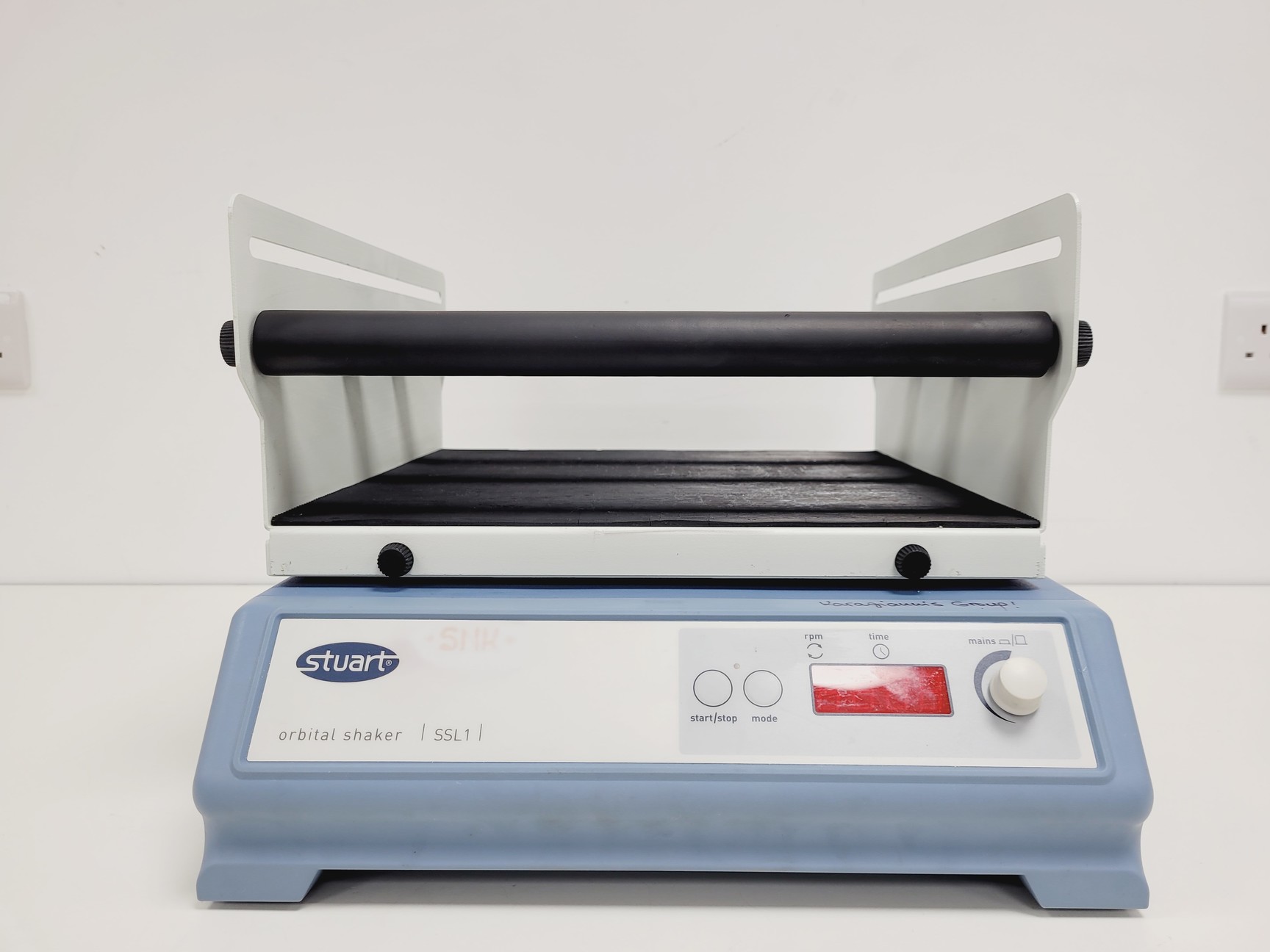 Image of Stuart Orbital Shaker Model SSL1 with 4 x Retaining Bars Lab