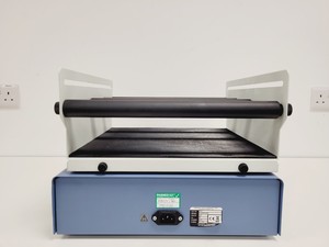 Thumbnail image of Stuart Orbital Shaker Model SSL1 with 4 x Retaining Bars Lab