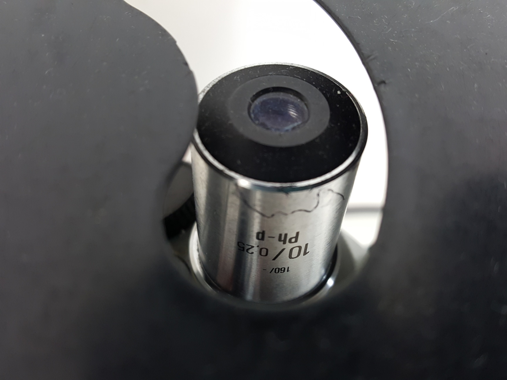 Image of Hund Wetzlar Wilovert Inverted Microscope 10/0.25 Ph-p & A4/0.10 Objectives Lab