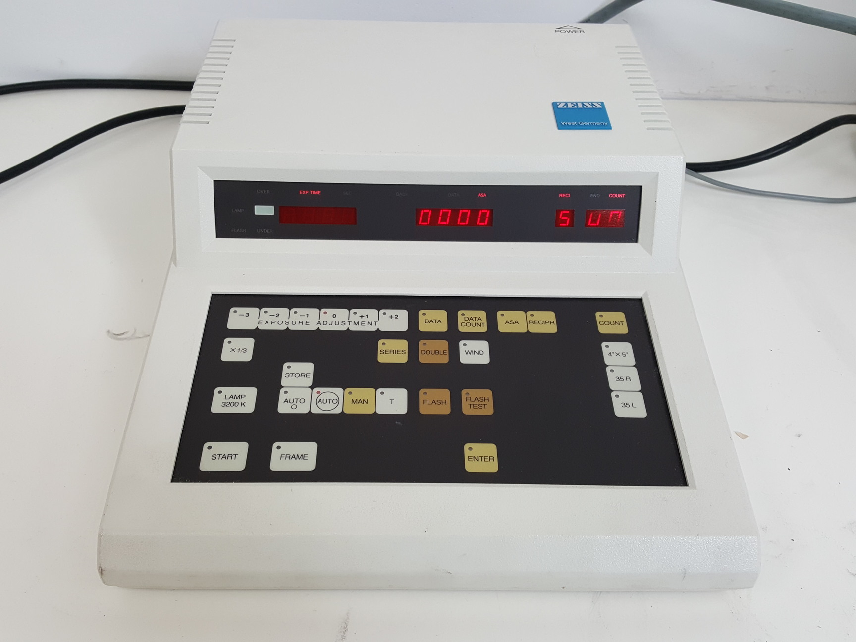 Image of Carl Zeiss Axiophot Fluorescent Microscope w/ 6 Objectives Apchromat Neofluar