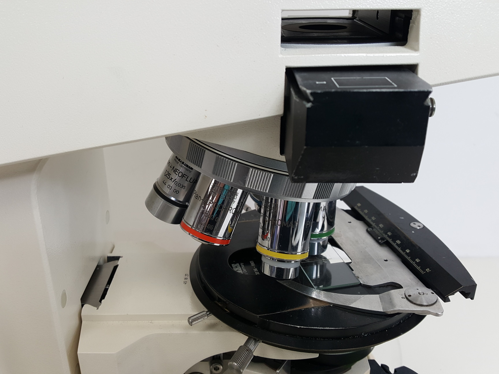 Image of Carl Zeiss Axiophot Fluorescent Microscope w/ 6 Objectives Apchromat Neofluar