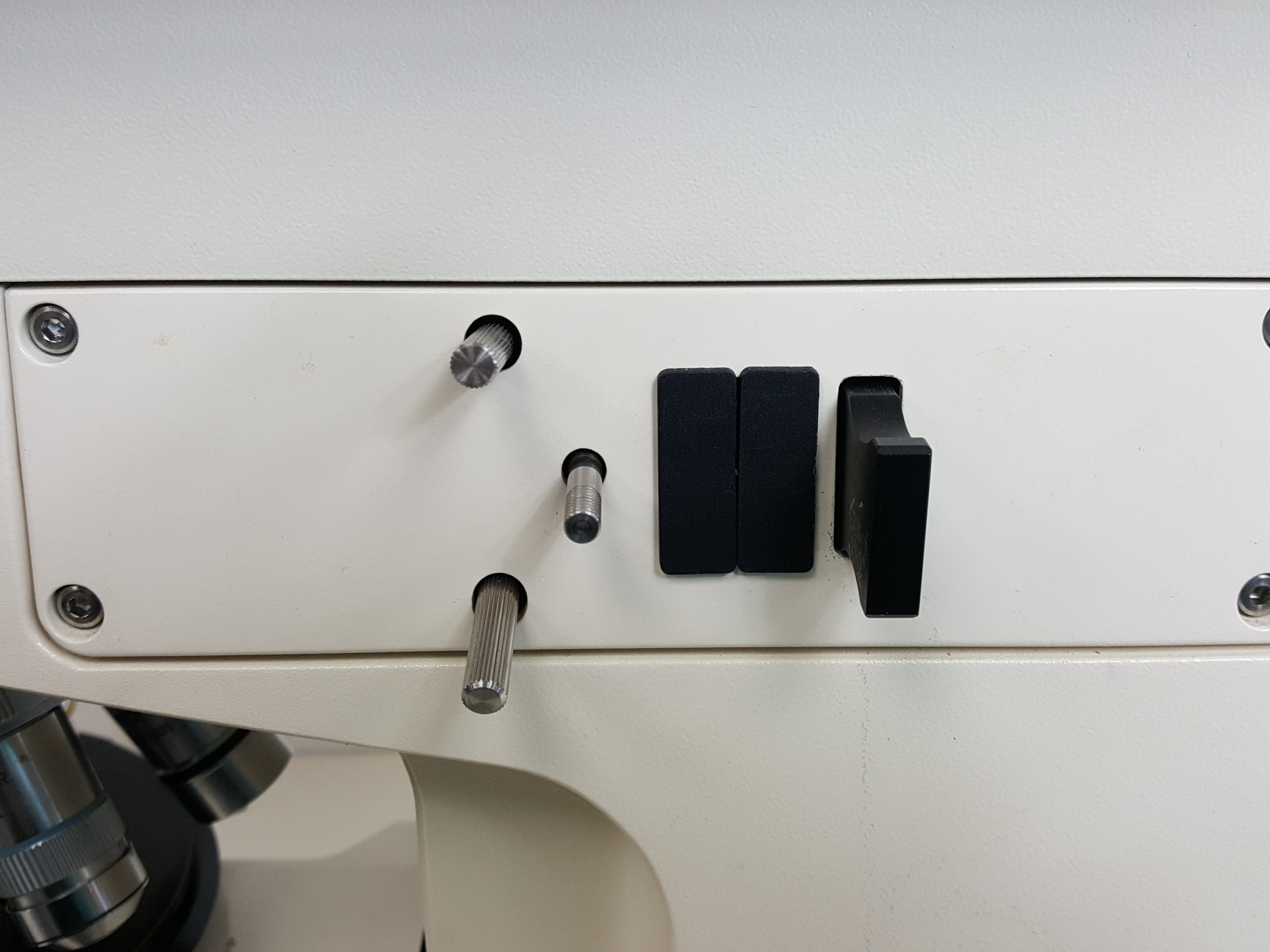 Image of Carl Zeiss Axiophot Fluorescent Microscope w/ 6 Objectives Apchromat Neofluar
