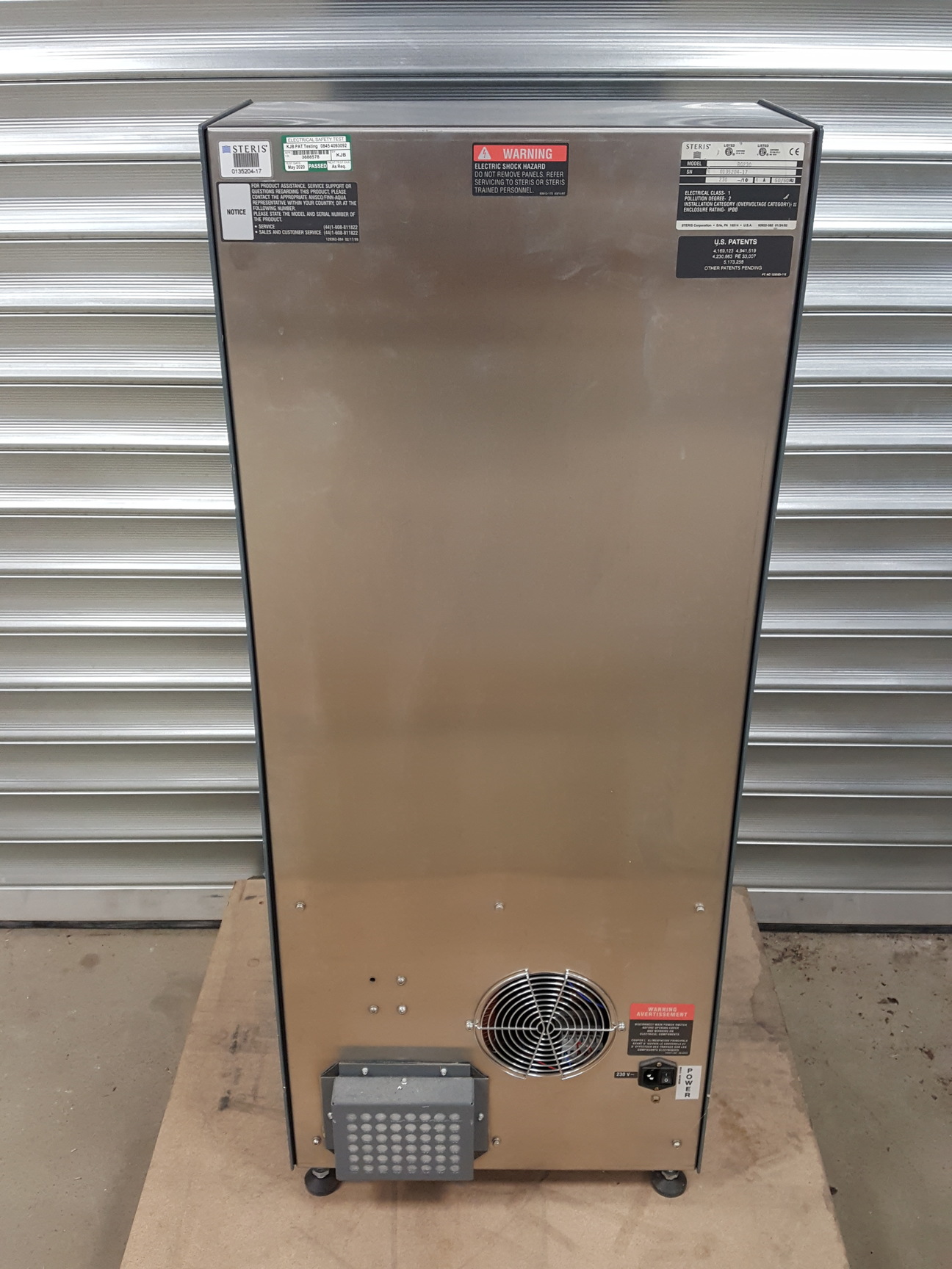 Image of Steris VHP 100-P Biodecontamination & VHP 100 R Desiccant Regeneration System