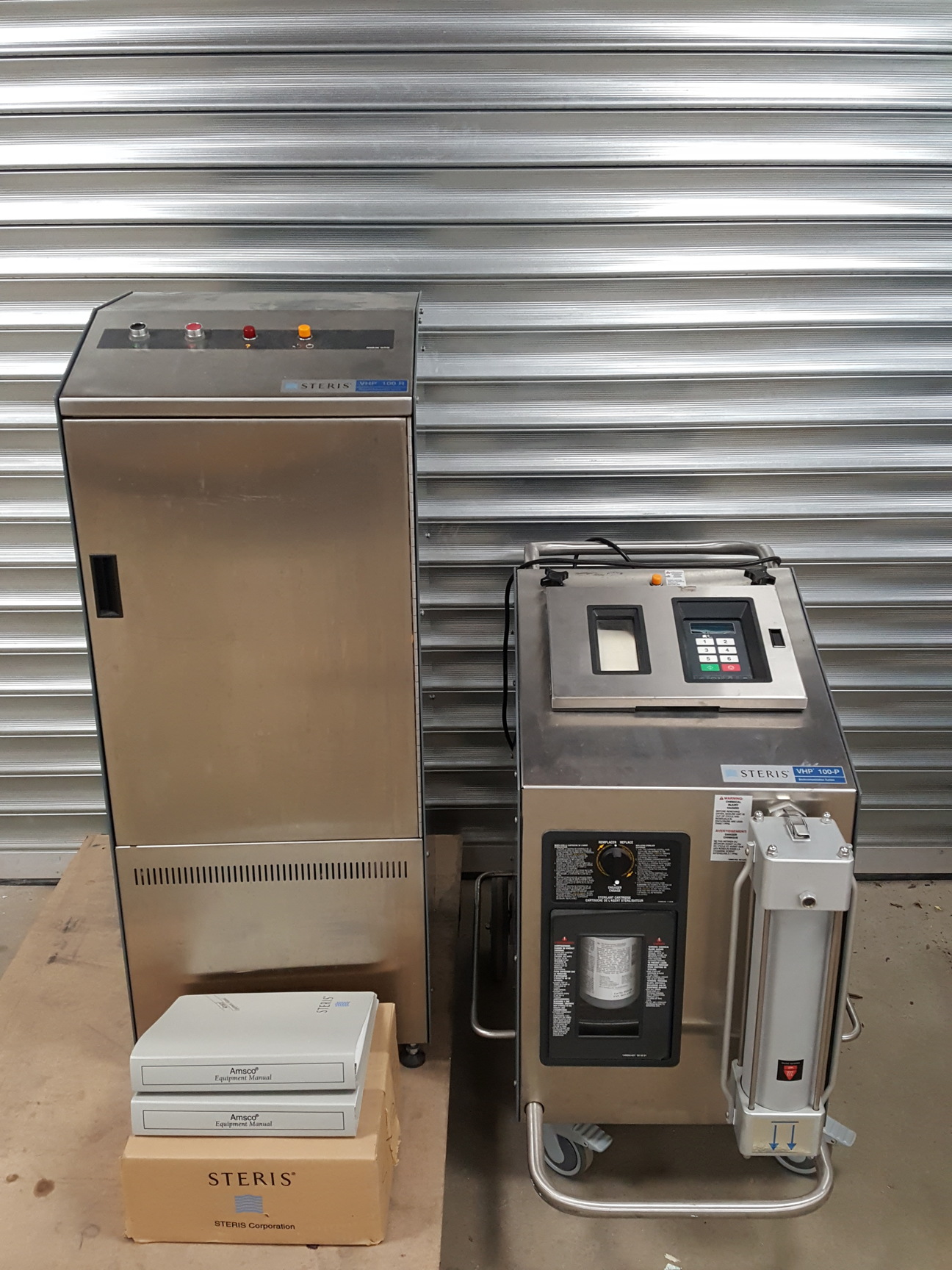 Image of Steris VHP 100-P Biodecontamination & VHP 100 R Desiccant Regeneration System