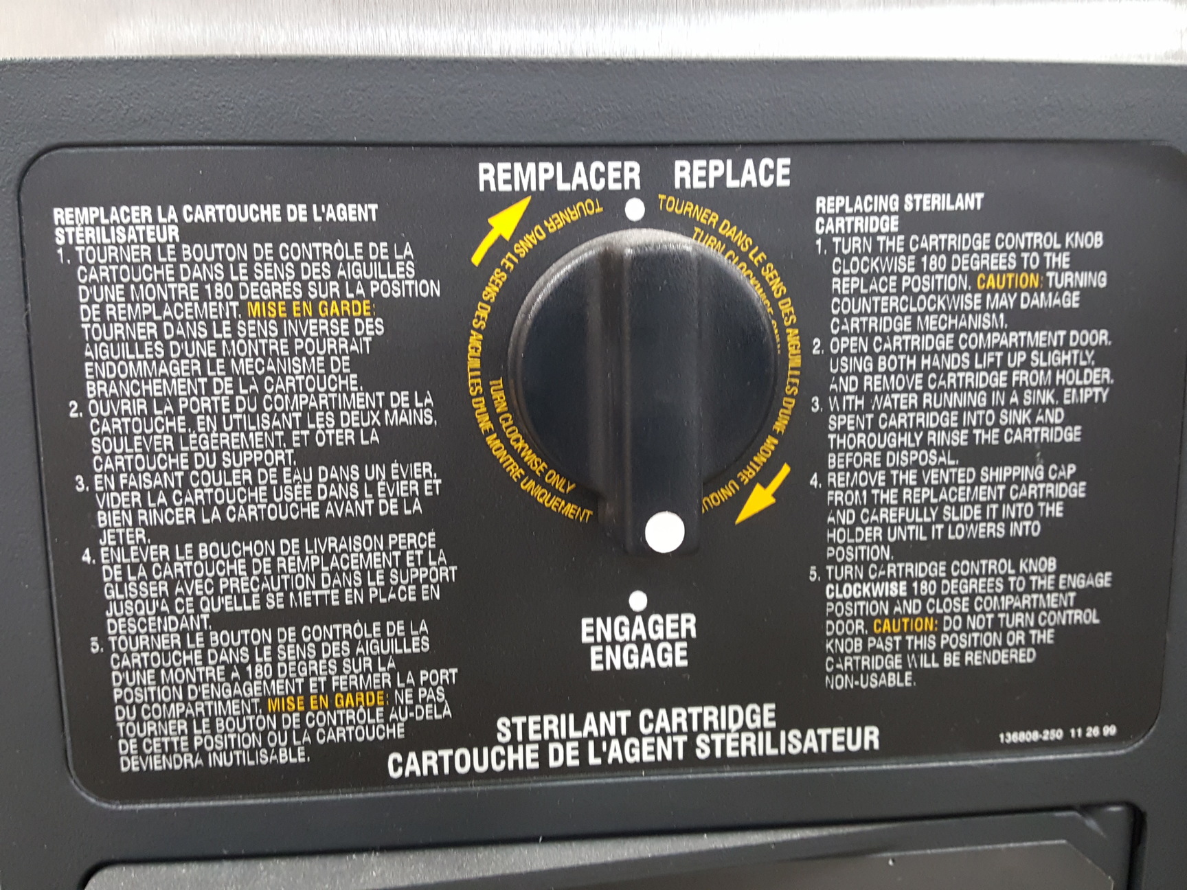 Image of Steris VHP 100-P Biodecontamination & VHP 100 R Desiccant Regeneration System