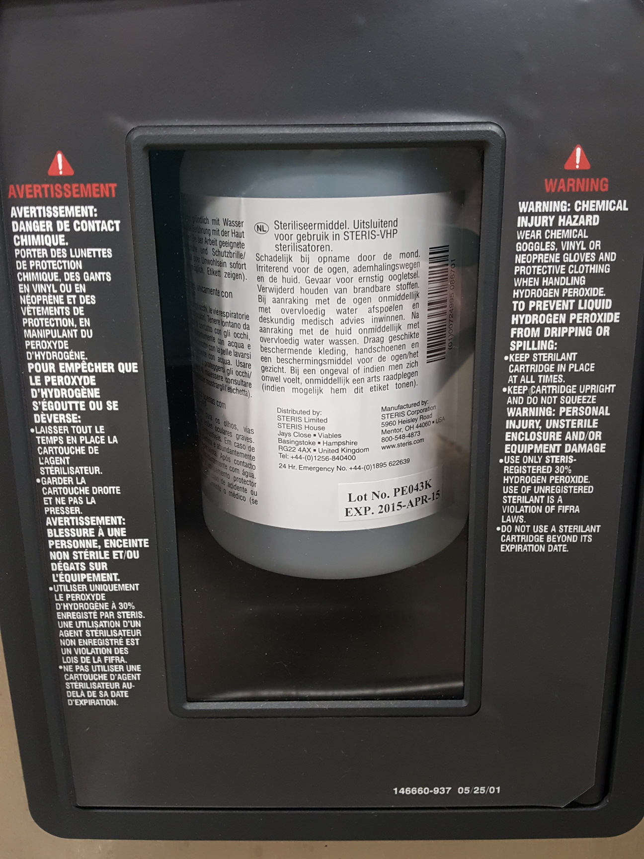 Image of Steris VHP 100-P Biodecontamination & VHP 100 R Desiccant Regeneration System