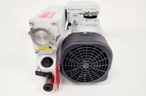 Thumbnail image of Oerlikon Leybold Oil Sealed Rotary Vane Vacuum Pump Model - SOGEVAC SV40 BI Lab