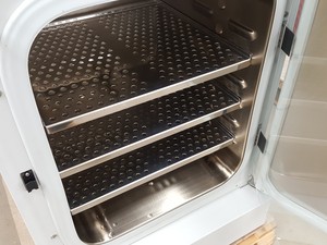 Thumbnail image of Binder Model CB 150 CO2 Laboratory Incubator Lab - Faulty Screen