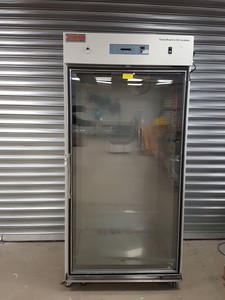 Thumbnail image of Thermo Scientific Forma Reach-In CO2 Laboratory Incubator Model 3951 Lab