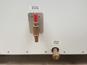 Thumbnail image of Thermo Scientific Forma Reach-In CO2 Laboratory Incubator Model 3951 Lab