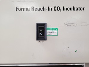 Thumbnail image of Thermo Scientific Forma Reach-In CO2 Laboratory Incubator Model 3951 Lab