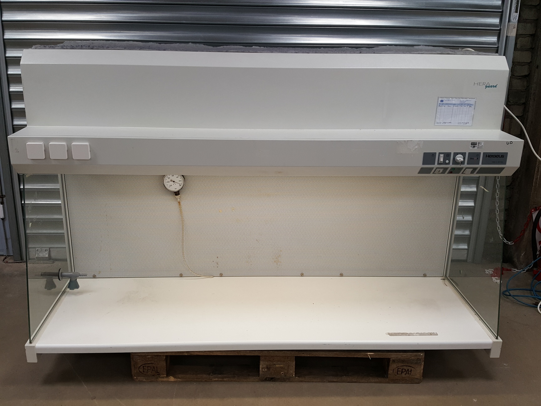 Image of Kendro Heraeus Hera Guard Flow Cabinet Clean Bench Type HPH 18 Lab Laminar Flow