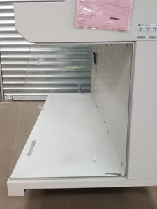 Thumbnail image of Kendro Heraeus Hera Guard Flow Cabinet Clean Bench Type HPH 18 Lab Laminar Flow
