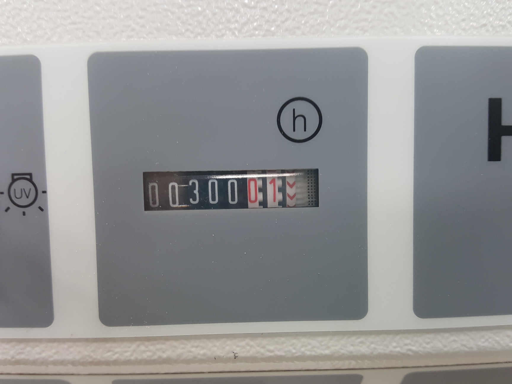 Image of Kendro Heraeus Hera Guard Flow Cabinet Clean Bench Type HPH 18 Lab Laminar Flow