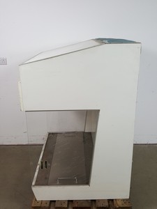 Thumbnail image of Bioquell/MDH Laminar Flow Hood / Cabinet Clean-Air Lab