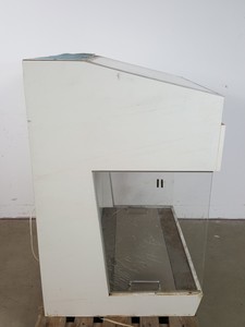 Thumbnail image of Bioquell/MDH Laminar Flow Hood / Cabinet Clean-Air Lab