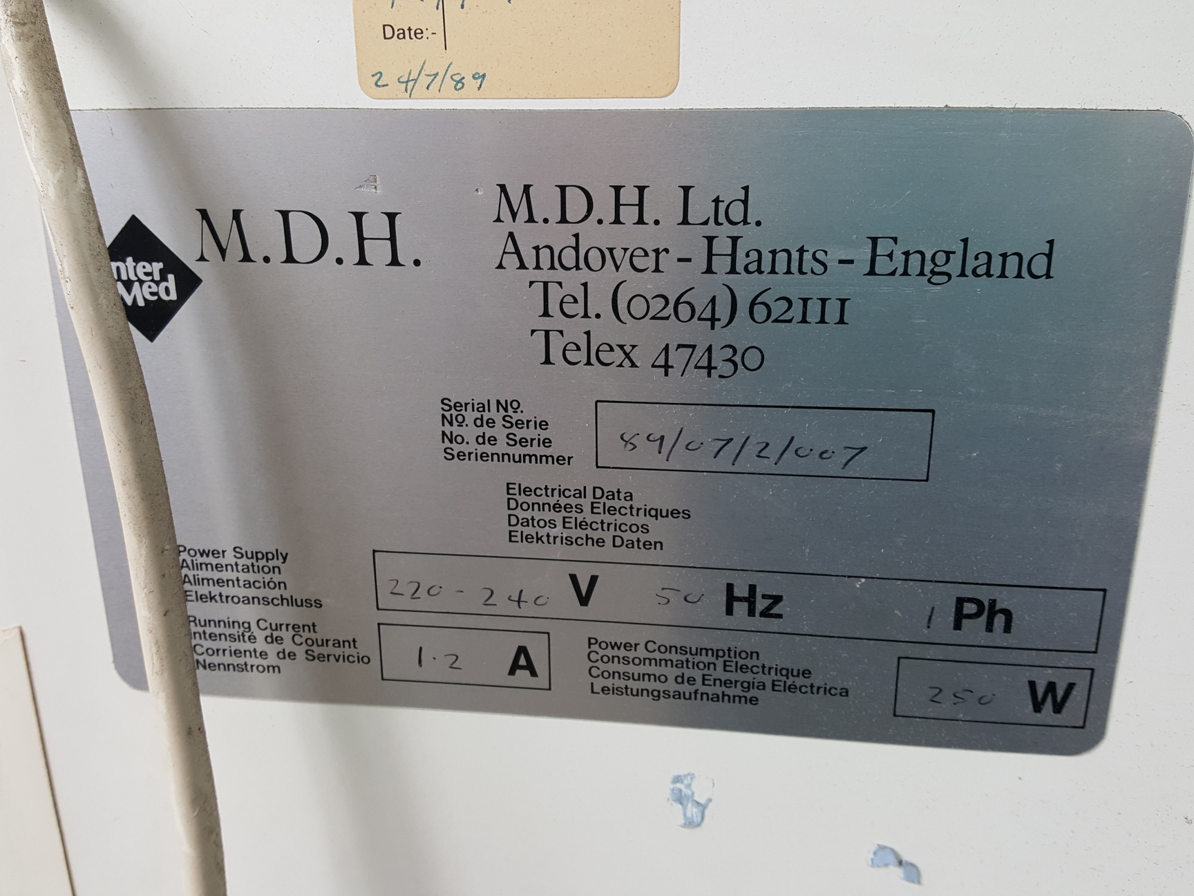 Image of Bioquell/MDH Laminar Flow Hood / Cabinet Clean-Air Lab