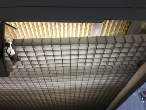 Thumbnail image of Bioquell/MDH Laminar Flow Hood / Cabinet Clean-Air Lab