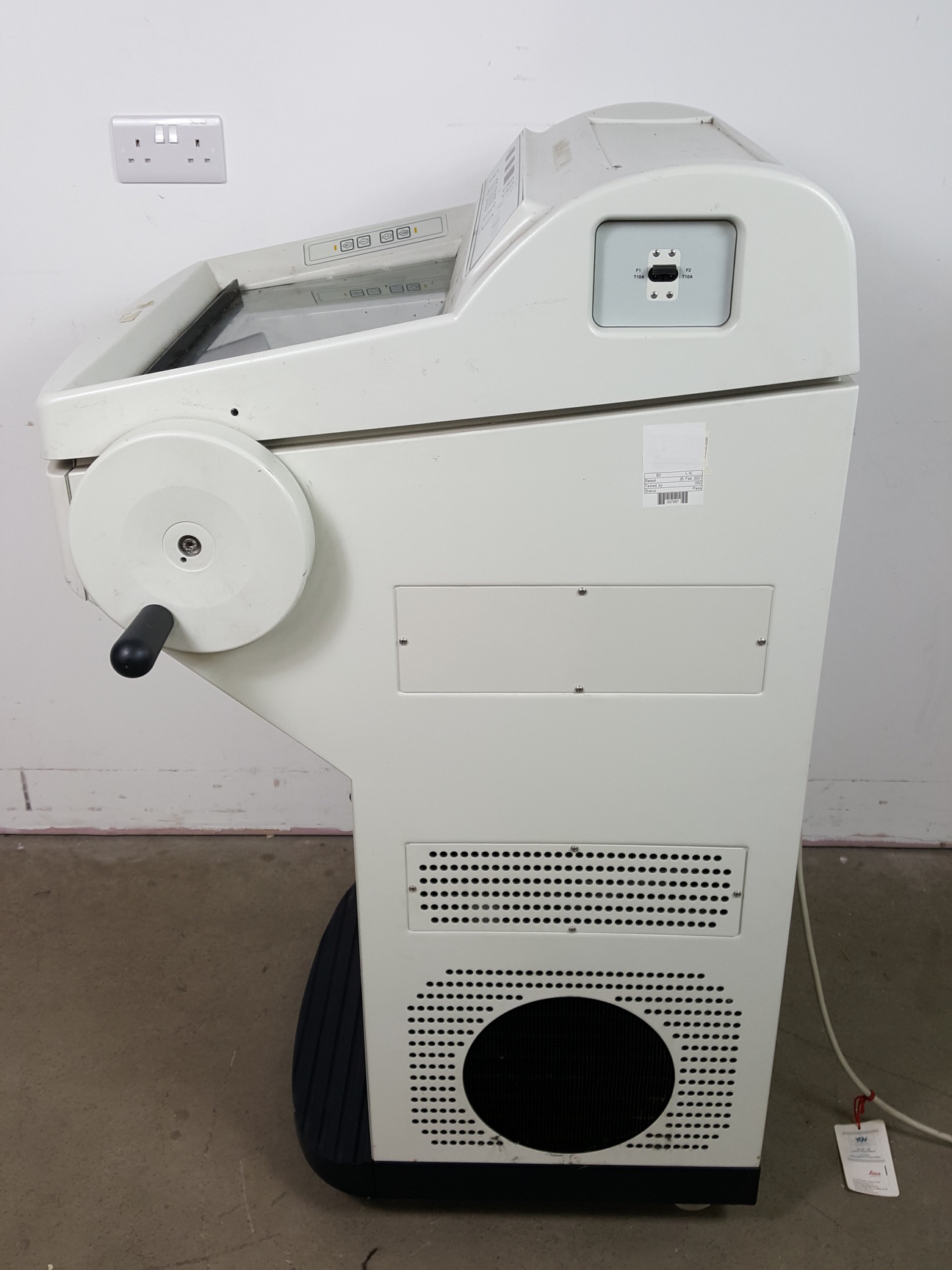 Image of Leica CM 1850 UV Cryostat  Model - CM1850UV-1-1 Lab Spares/Repairs