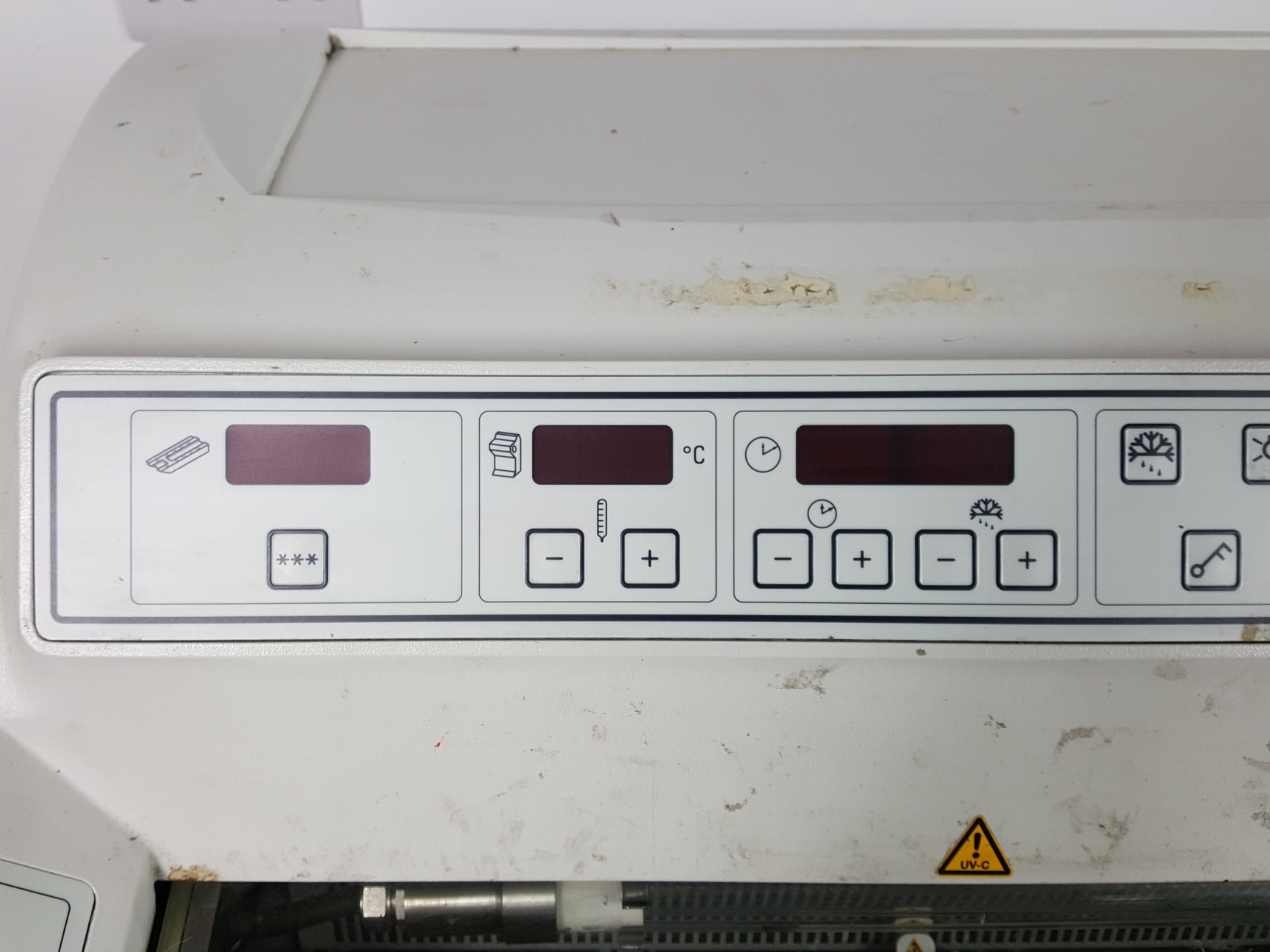 Image of Leica CM 1850 UV Cryostat  Model - CM1850UV-1-1 Lab Spares/Repairs