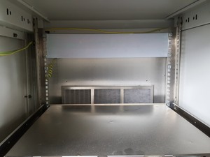 Thumbnail image of Bruker BioSpec Avance 2 MRI AV2 RF/DATA 400-2X RF/BSPS-12-2  1P TRFHPCAB Lab