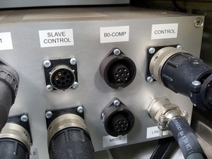 Thumbnail image of Bruker BioSpec Avance 2 MRI AV2 RF/DATA 400-2X RF/BSPS-12-2  1P TRFHPCAB Lab