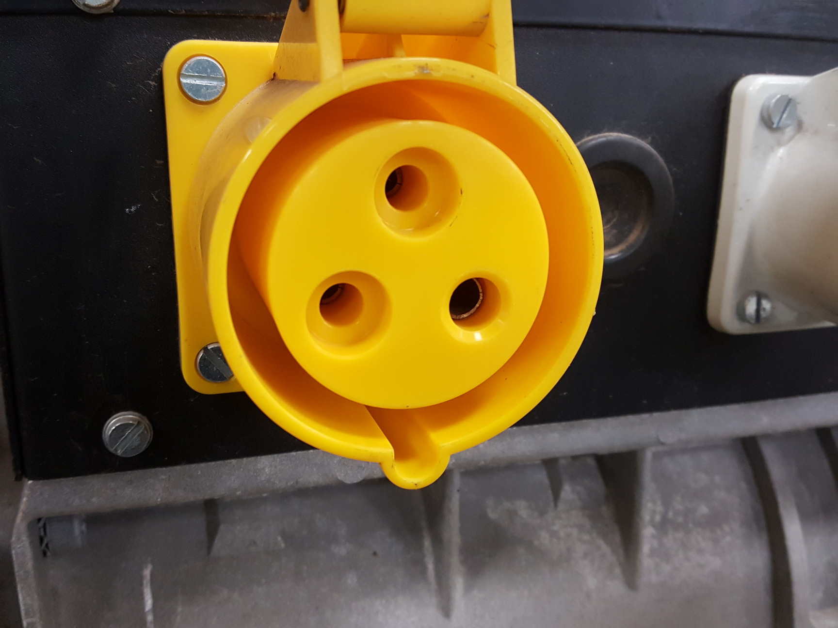 Image of Elemate High Quality Petrol Generator Model GEH-7500 with Honda GX390 Engine 