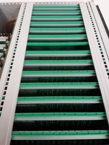 Thumbnail image of Parts of a Melles Griot Coherent MoFlo Laser Cytomation System Lab