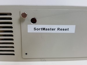 Thumbnail image of Parts of a Melles Griot Coherent MoFlo Laser Cytomation System Lab